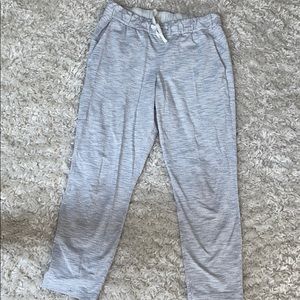 Lulelmon cropped drawstring pants